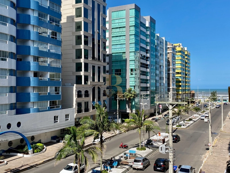 SACADA DE FRENTE PARA A AVENIDA COM VISTA MAR: 14ª foto da galeria de imagens do imóvel