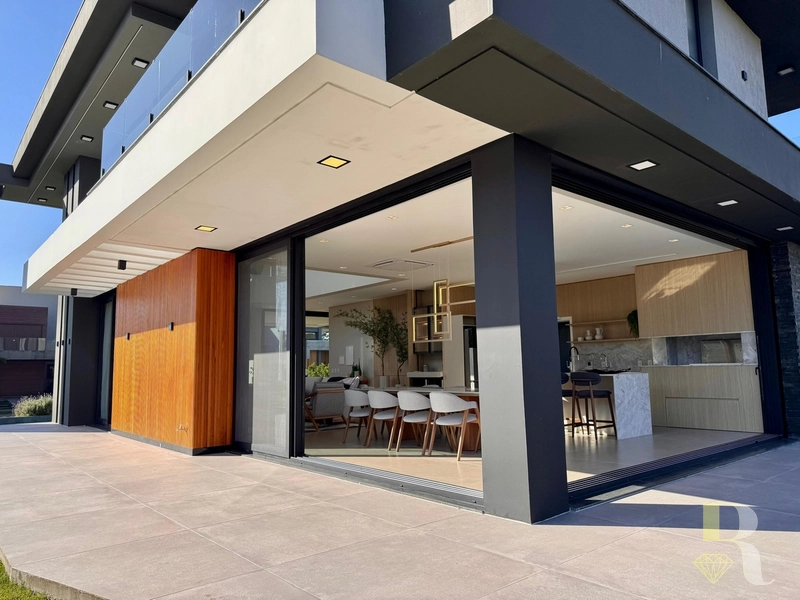 CAPAO ILHAS 5 SUITES MOBILIADA E DECORADA BEIRA LAGO: 5ª foto da galeria de imagens do imóvel