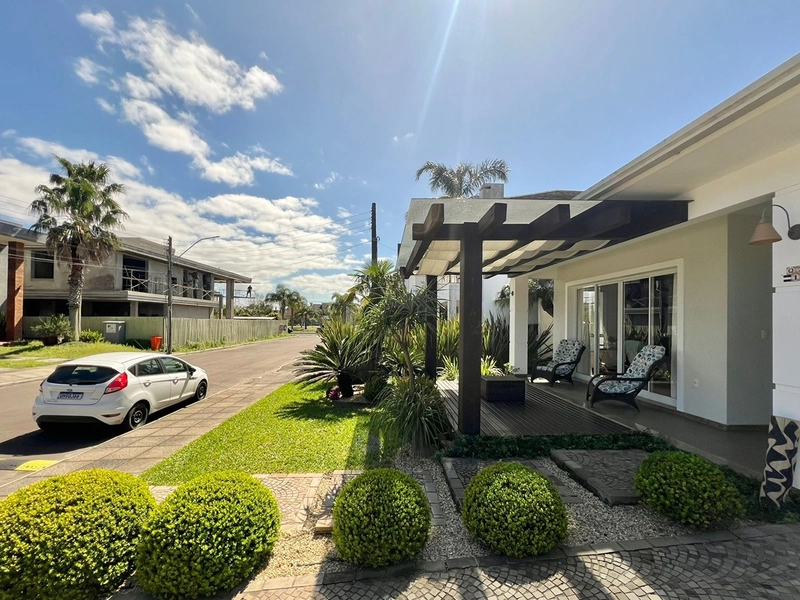 Casa térrea no Condomínio Condado de Capão – Conforto, Estilo e Exclusividade: 3ª foto da galeria de imagens do imóvel