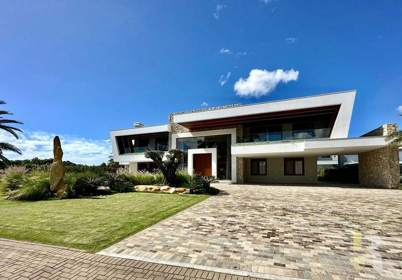 Uma das Casas mais Magnificas de Capão: 1ª foto da galeria de imagens do imóvel