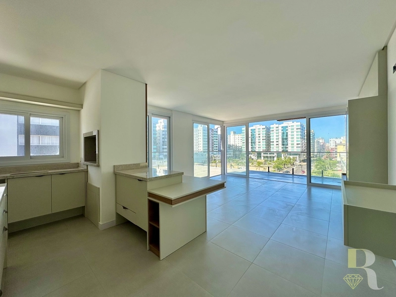 APARTAMENTO À VENDA – COM TERRAÇO, INFRAESTRUTURA COMPLETA E VISTA PAR: 4ª foto da galeria de imagens do imóvel