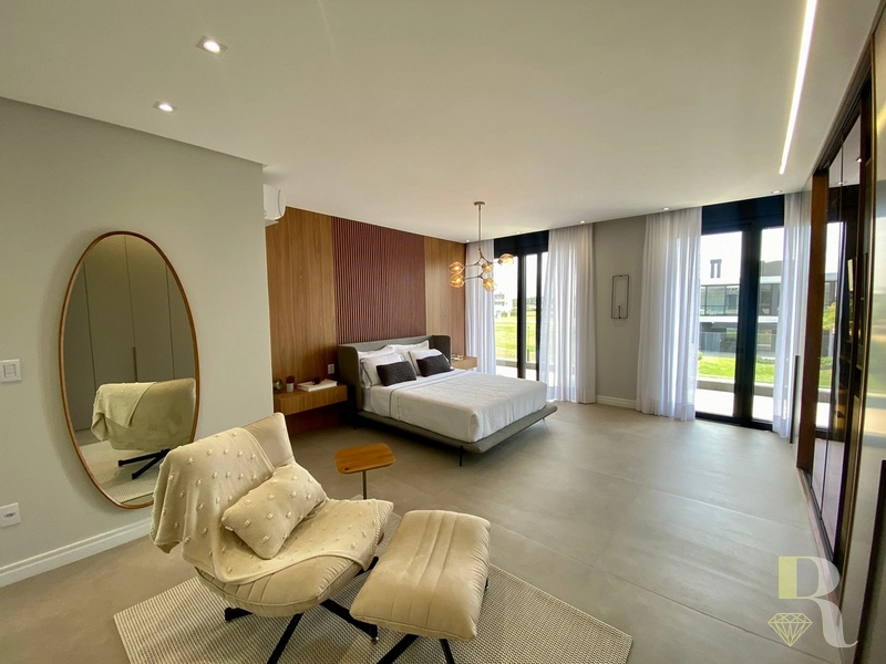 SOBRADO 5 SUITES BEIRA LAGO: 25ª foto da galeria de imagens do imóvel