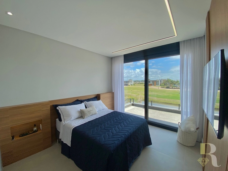 SOBRADO 5 SUITES BEIRA LAGO: 42ª foto da galeria de imagens do imóvel