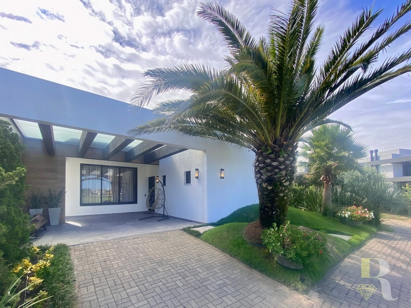 Excelente Casa Beira Lago Cond Sea Coast: 21ª foto da galeria de imagens do imóvel