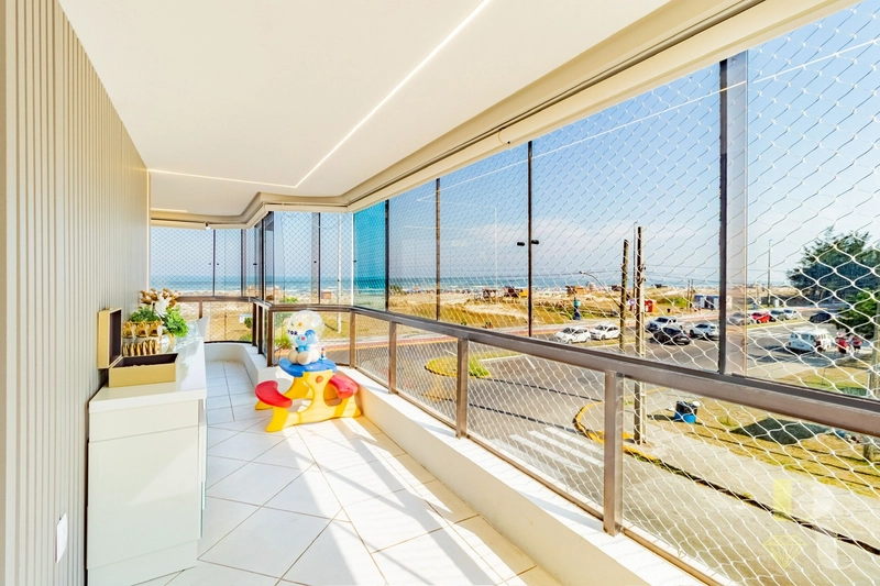 APARTAMENTO COM VISTA PARA O MAR E PRAÇA: 4ª foto da galeria de imagens do imóvel