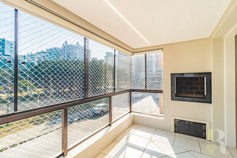 APARTAMENTO COM VISTA PARA O MAR E PRAÇA: 5ª foto da galeria de imagens do imóvel