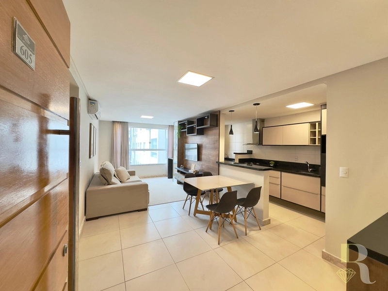 APARTAMENTO À VENDA NA NAVEGANTES COM SOL DA MANHÃ E VISTA LIBERADA!: 5ª foto da galeria de imagens do imóvel