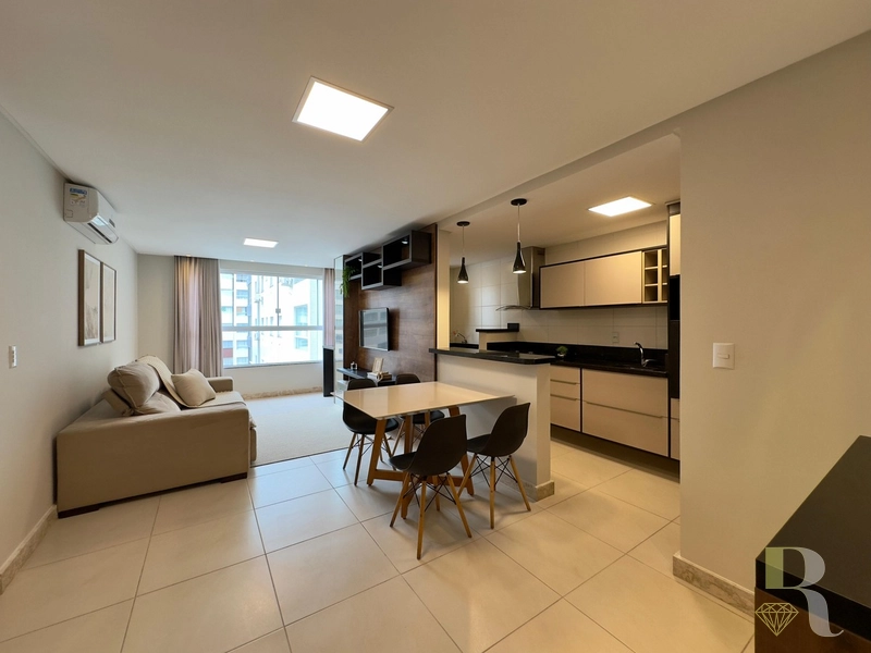 APARTAMENTO À VENDA NA NAVEGANTES COM SOL DA MANHÃ E VISTA LIBERADA!: 4ª foto da galeria de imagens do imóvel
