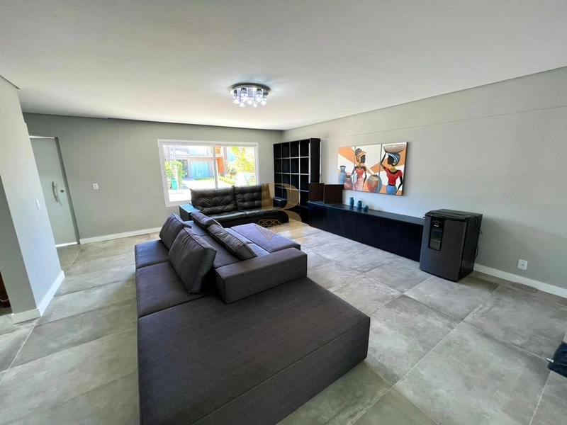 LINDA CASA COM PISCINA CONDOMINIO CONDADO DE CAPÃO: 5ª foto da galeria de imagens do imóvel