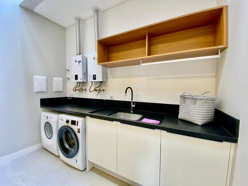 Sobrado Alto Padrão Mobiliado em Condomínio com Infraestrutura Completa: 13ª foto da galeria de imagens do imóvel