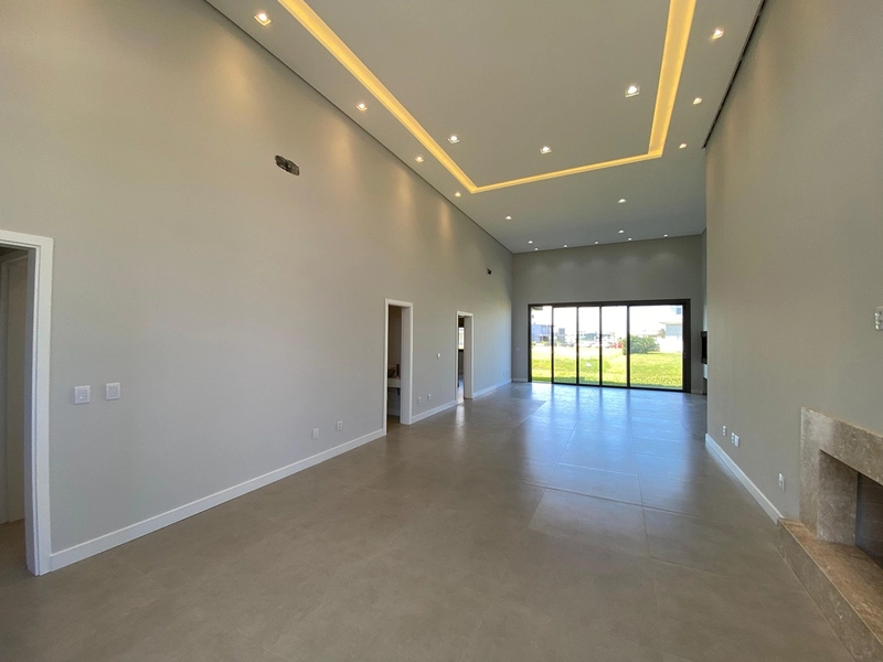 ✨ Design Moderno e Vista Deslumbrante — Casa Beira Lago no Costa Serena!: 11ª foto da galeria de imagens do imóvel