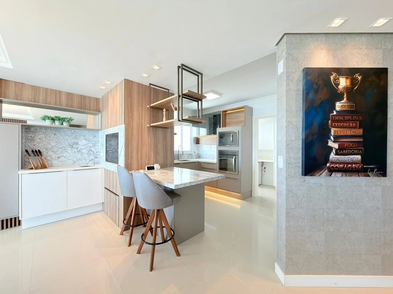 APARTAMENTO FRENTE MAR – 100% MOBILIADO: 9ª foto da galeria de imagens do imóvel