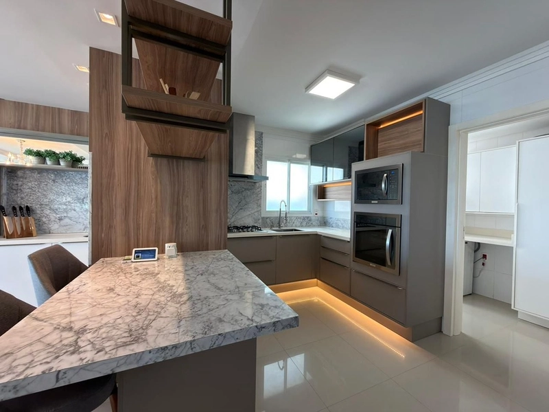 APARTAMENTO FRENTE MAR – 100% MOBILIADO: 10ª foto da galeria de imagens do imóvel