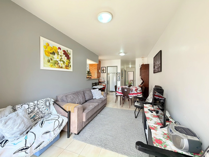 APARTAMENTO À VENDA COM VISTA PARA O MAR: 2ª foto da galeria de imagens do imóvel