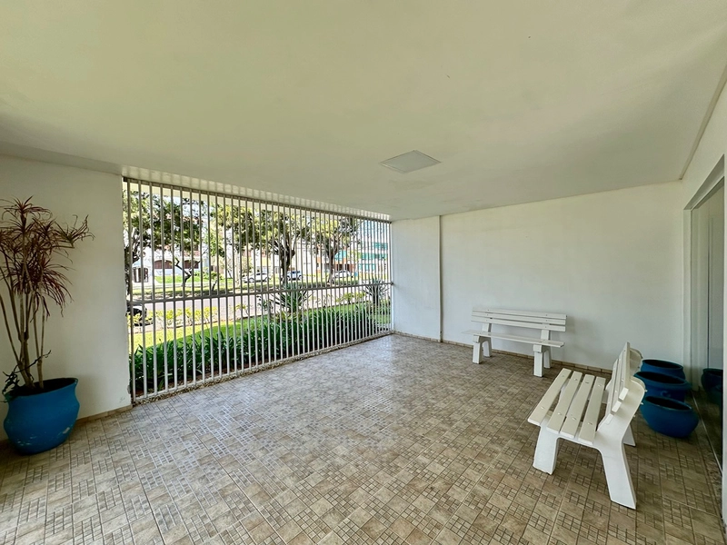 Apartamento 3 dormitórios de esquina de frente para Av Central: 2ª foto da galeria de imagens do imóvel