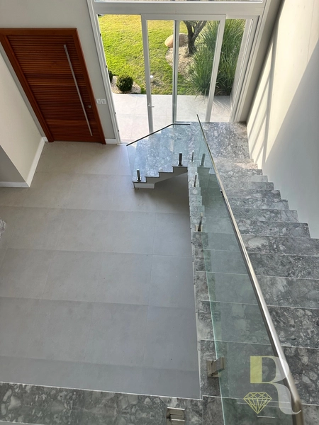 SOBRADO ALTO PADRÃO – 245 m² | 4 SUÍTES INDIVIDUAIS: 3ª foto da galeria de imagens do imóvel