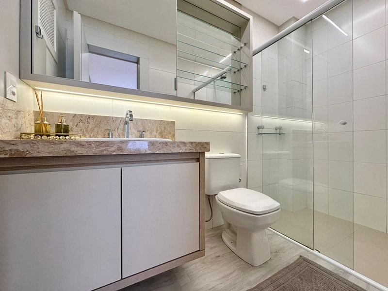 NOVIDADE À VENDA COM TERRAÇO E VISTA MAR INCRÍVEL!: 36ª foto da galeria de imagens do imóvel