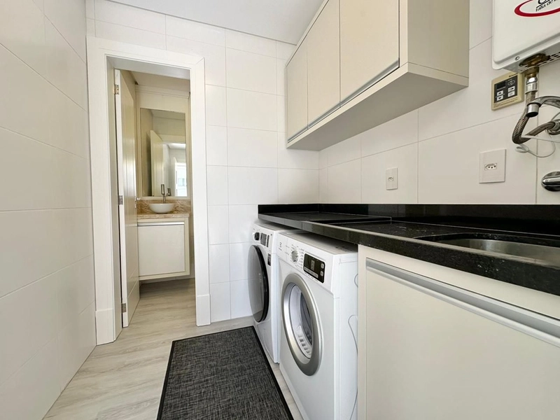 NOVIDADE À VENDA COM TERRAÇO E VISTA MAR INCRÍVEL!: 3ª foto da galeria de imagens do imóvel