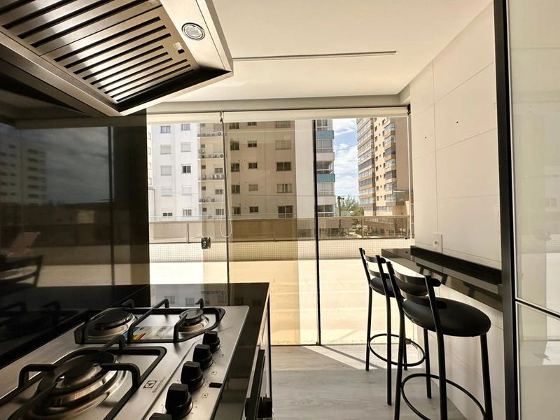 NOVIDADE À VENDA COM TERRAÇO E VISTA MAR INCRÍVEL!: 11ª foto da galeria de imagens do imóvel