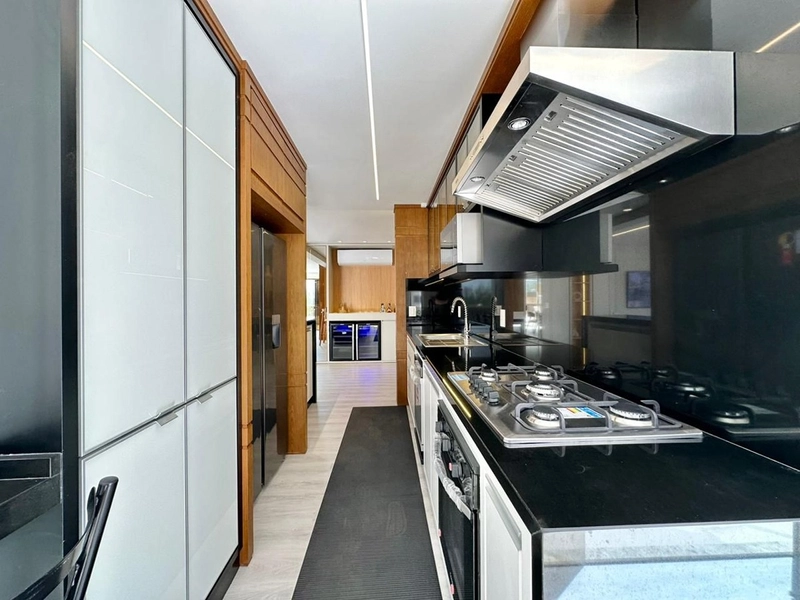 NOVIDADE À VENDA COM TERRAÇO E VISTA MAR INCRÍVEL!: 44ª foto da galeria de imagens do imóvel