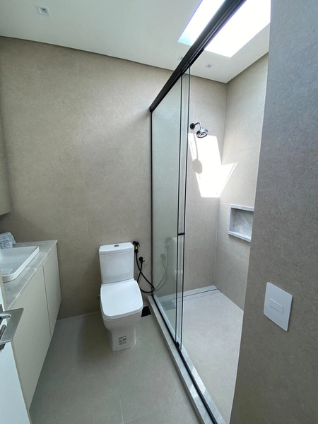 Alto padrão à beira do lago no Condomínio Enseada: 16ª foto da galeria de imagens do imóvel