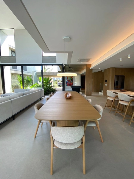 Alto padrão à beira do lago no Condomínio Enseada: 6ª foto da galeria de imagens do imóvel