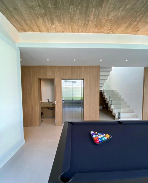 Alto padrão à beira do lago no Condomínio Enseada: 12ª foto da galeria de imagens do imóvel