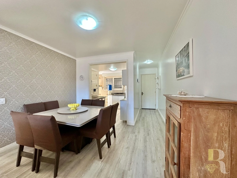 APARTAMENTO COM SACADA DE FRENTE , JUNTO AO MAR NO CORAÇÃO DA CIDADE !: 4ª foto da galeria de imagens do imóvel