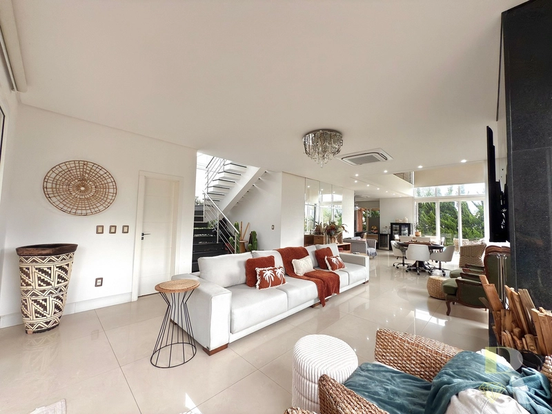 SOBRADO 4 SUITES EM 100X : 5ª foto da galeria de imagens do imóvel