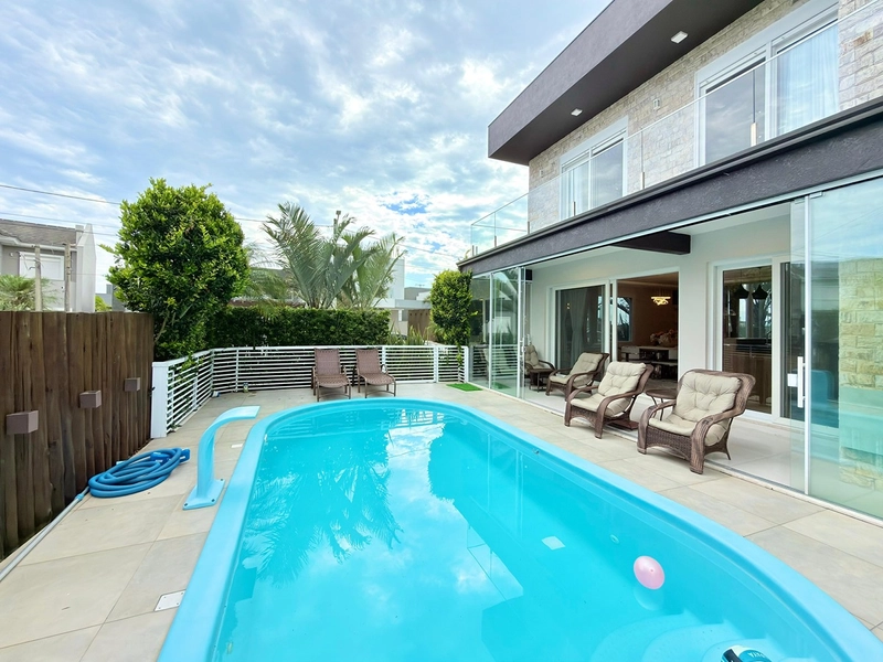 Condomínio Las Palmas – Sobrado de Esquina com 4 Suítes | Mobiliado e Decorado: 27ª foto da galeria de imagens do imóvel