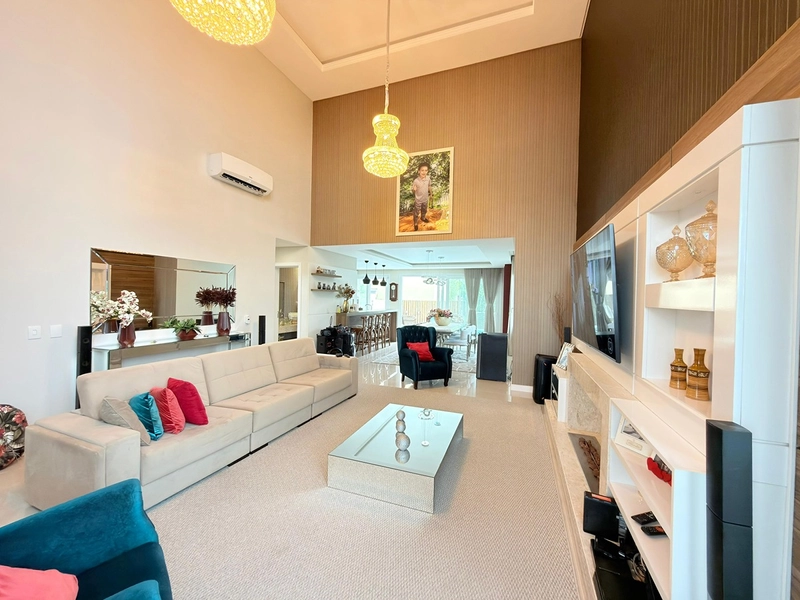 Condomínio Las Palmas – Sobrado de Esquina com 4 Suítes | Mobiliado e Decorado: 3ª foto da galeria de imagens do imóvel