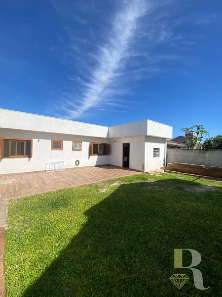 Casa com piscina, 1 Quadra do mar, espetacular: 5ª foto da galeria de imagens do imóvel
