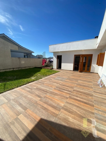 Casa com piscina, 1 Quadra do mar, espetacular: 7ª foto da galeria de imagens do imóvel