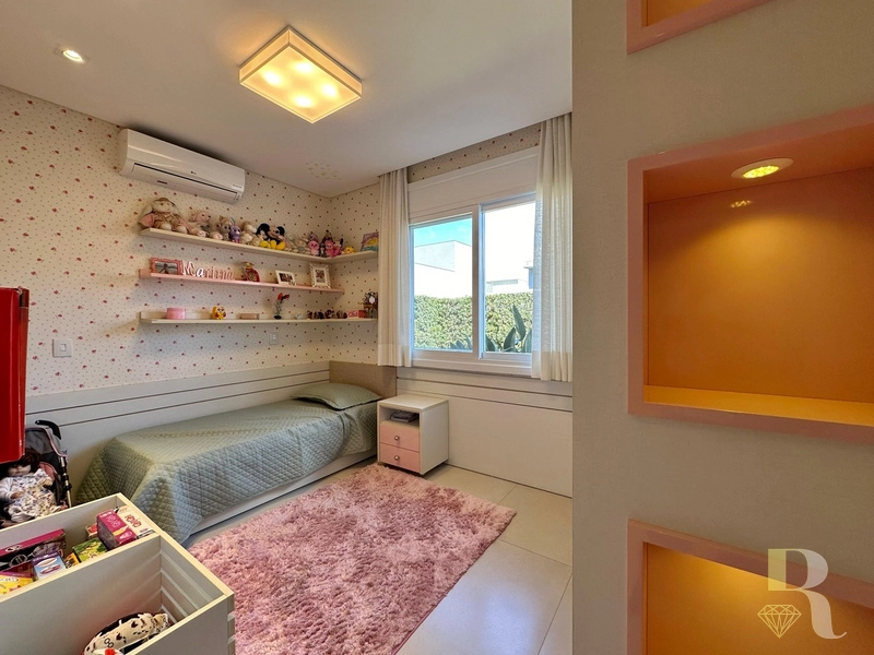 A MAIOR CASA TÉRREA À VENDA NO CONDOMÍNIO DUBAI: 18ª foto da galeria de imagens do imóvel