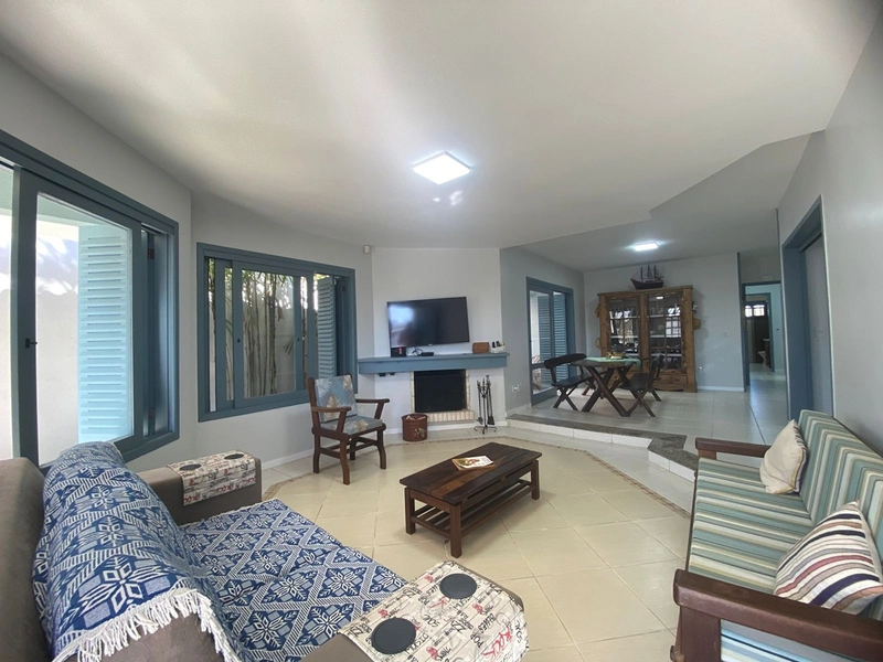 Casa à Venda – Centro de Xangri-Lá | Mobiliada: 5ª foto da galeria de imagens do imóvel