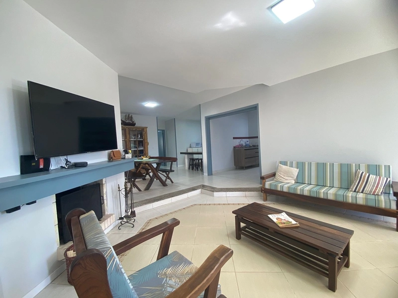 Casa à Venda – Centro de Xangri-Lá | Mobiliada: 6ª foto da galeria de imagens do imóvel