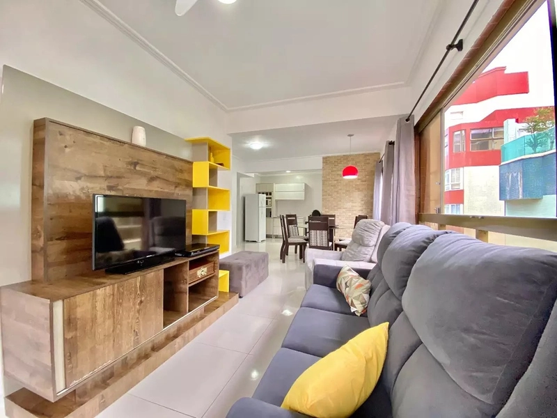 AMPLO APARTAMENTO DOIS DORMITORIOS COM INFRA NAVEGANTES: 3ª foto da galeria de imagens do imóvel