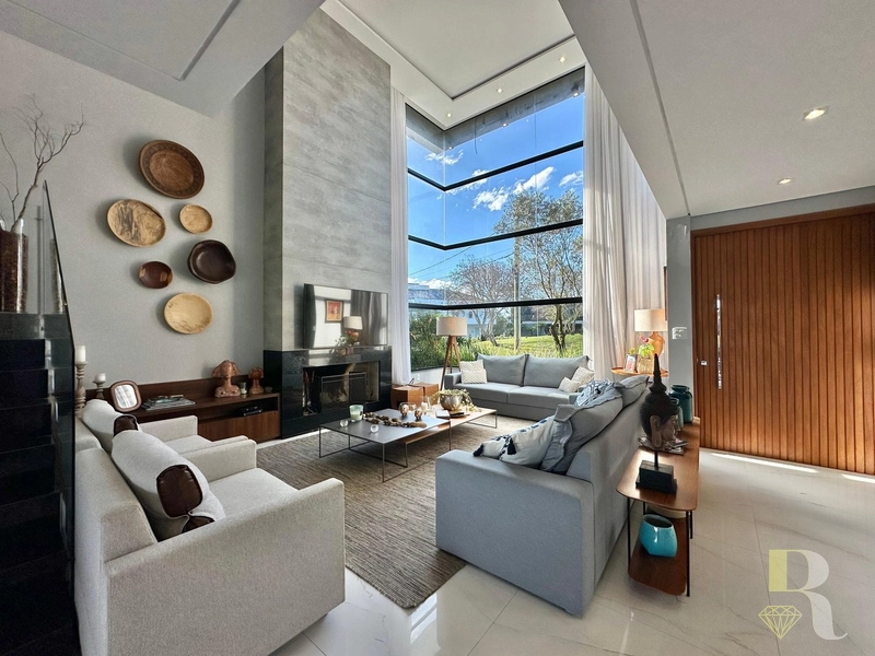 Condomínio Enseada – Residência Completa com Piscina e Espaço Gourmet: 3ª foto da galeria de imagens do imóvel