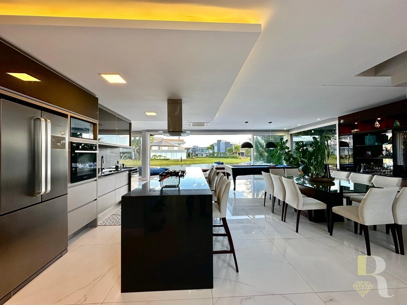 Condomínio Enseada – Residência Completa com Piscina e Espaço Gourmet: 6ª foto da galeria de imagens do imóvel