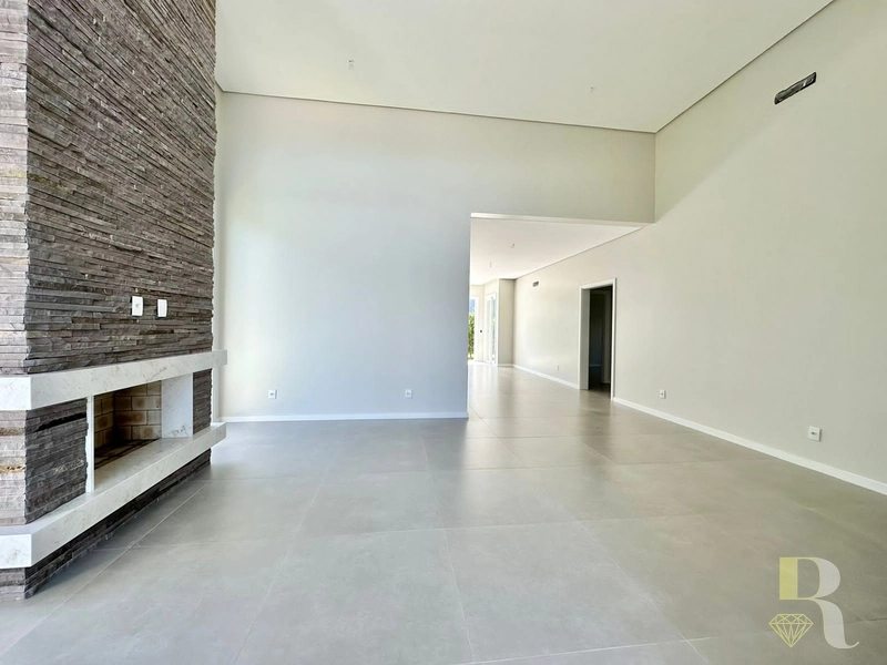 CASA NOVA 3 SUITES COND. DUBAI: 8ª foto da galeria de imagens do imóvel
