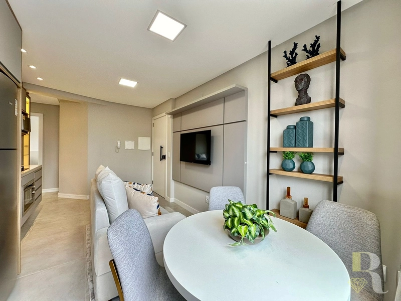DOIS DORMITÓRIOS COM TERRAÇO MOBILIADO E DECORADO COM INFRA: 7ª foto da galeria de imagens do imóvel