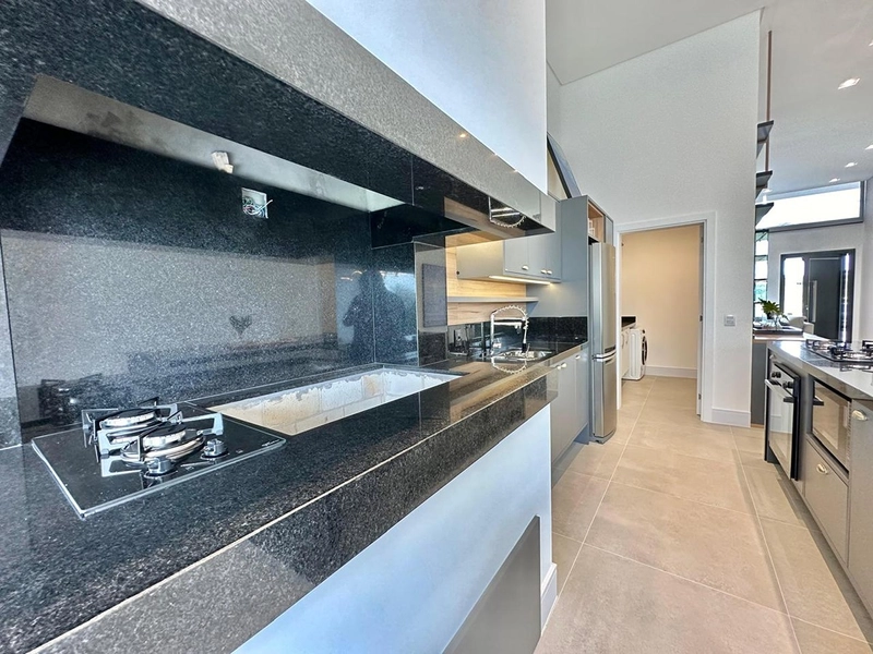 Casa de Alto Padrão no Condomínio Arenas Curumim : 15ª foto da galeria de imagens do imóvel