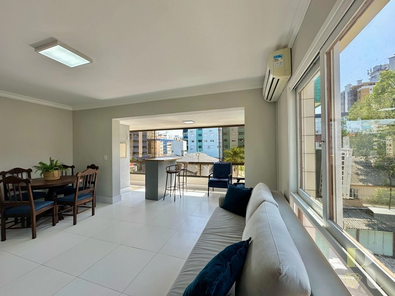 APARTAMENTO COM SACADA DE FRENTE SOL DA MANHÃ À VENDA!: 4ª foto da galeria de imagens do imóvel