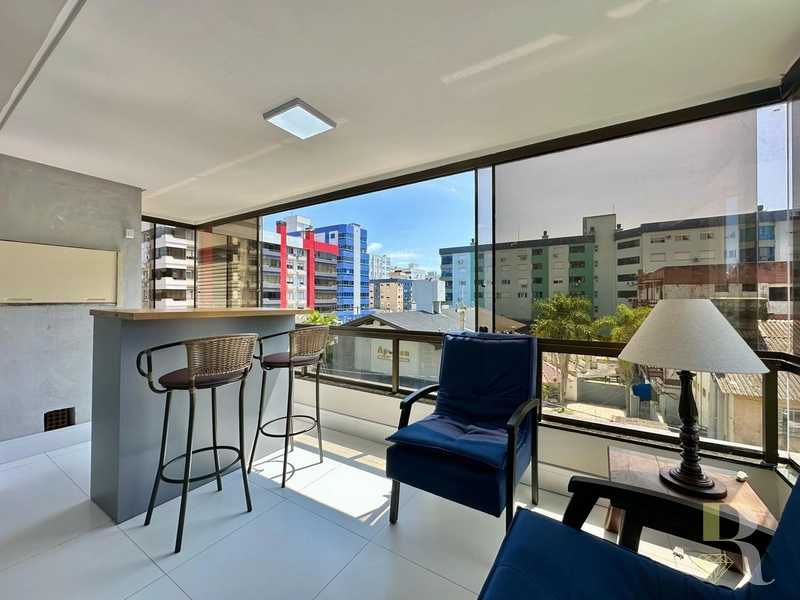 APARTAMENTO COM SACADA DE FRENTE SOL DA MANHÃ À VENDA!: 3ª foto da galeria de imagens do imóvel