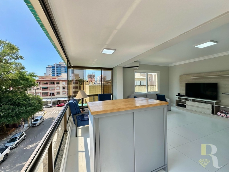 APARTAMENTO COM SACADA DE FRENTE SOL DA MANHÃ À VENDA!: 6ª foto da galeria de imagens do imóvel