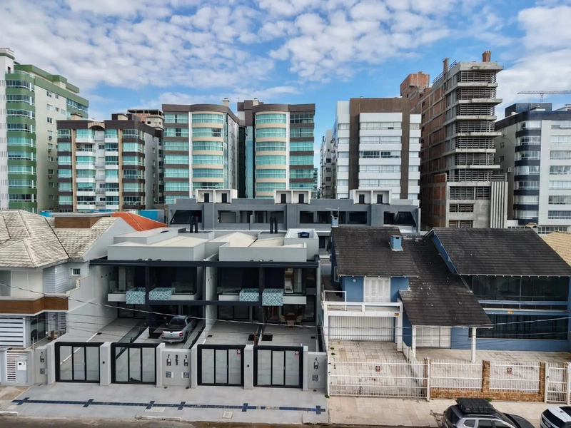 SOBRADO A BEIRA MAR À VENDA: 27ª foto da galeria de imagens do imóvel