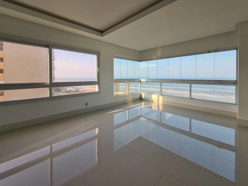 Apartamento 4 dormitórios diferenciado beira mar!: 14ª foto da galeria de imagens do imóvel