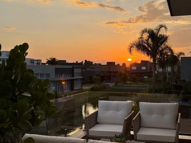 Condomínio Malibu – Sobrado à Venda | Vista para o Lago: 4ª foto da galeria de imagens do imóvel