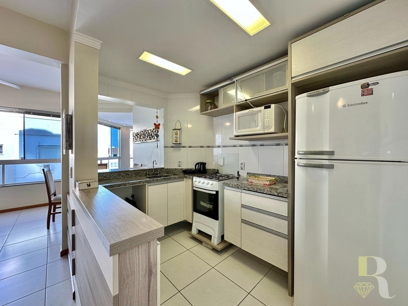 APARTAMENTO COM SACADA COM VISTA LIBERADA À VENDA!: 7ª foto da galeria de imagens do imóvel