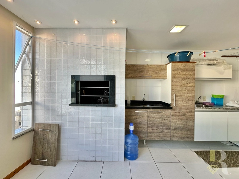 APARTAMENTO COM SACADA COM VISTA LIBERADA À VENDA!: 8ª foto da galeria de imagens do imóvel